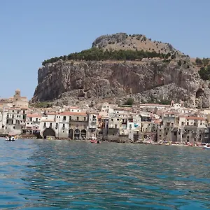 Apartment Casa Catherine, Cefalu